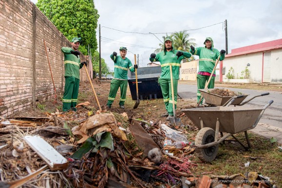 Notícia - JOGUE LIMPO COM GARRUCHOS! É PROIBIDO JOGAR LIXOS EM LOCAIS  INAPROPRIADOS. - Prefeitura Municipal de Garruchos