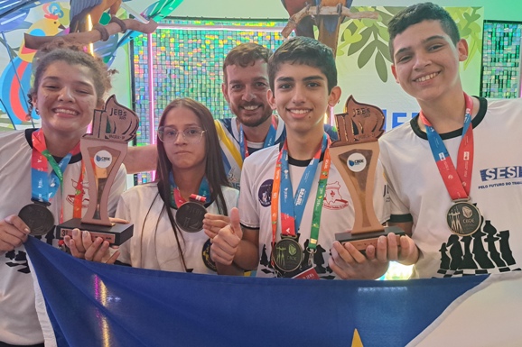 Times femininos de handebol e xadrez de Jacareí conquistam bronze nos Jogos  Regionais - Prefeitura Municipal de Jacareí